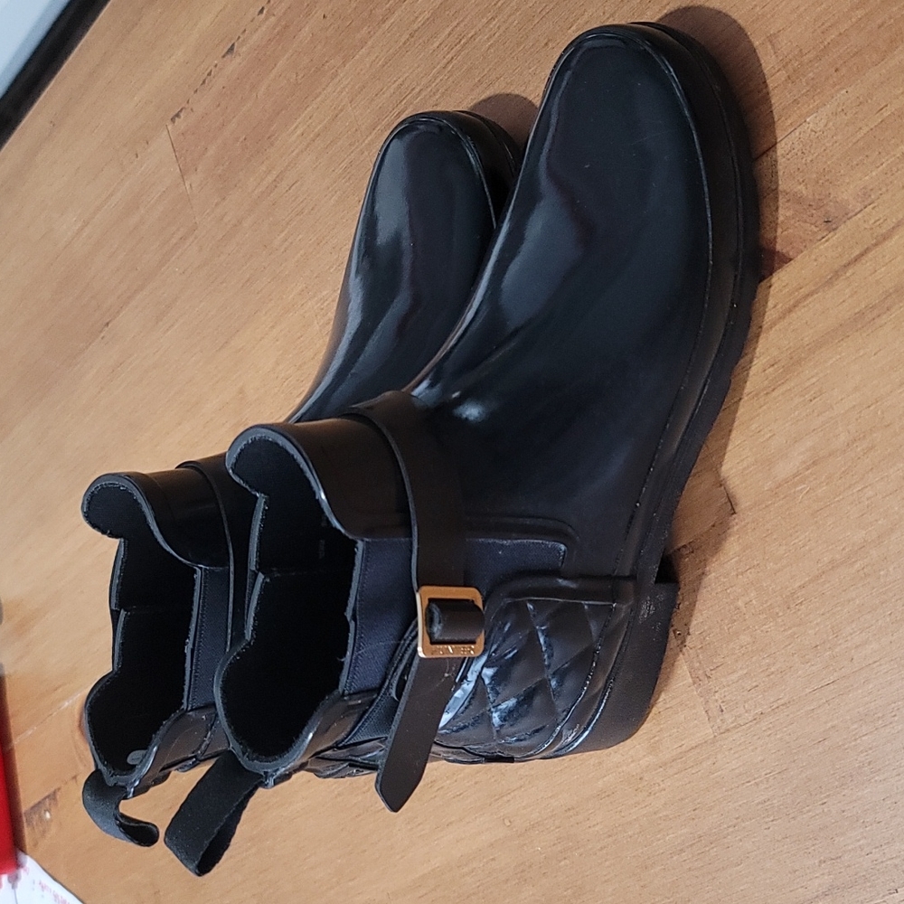 Hunter Refined Slim Quilted Gloss Chelsea Boots